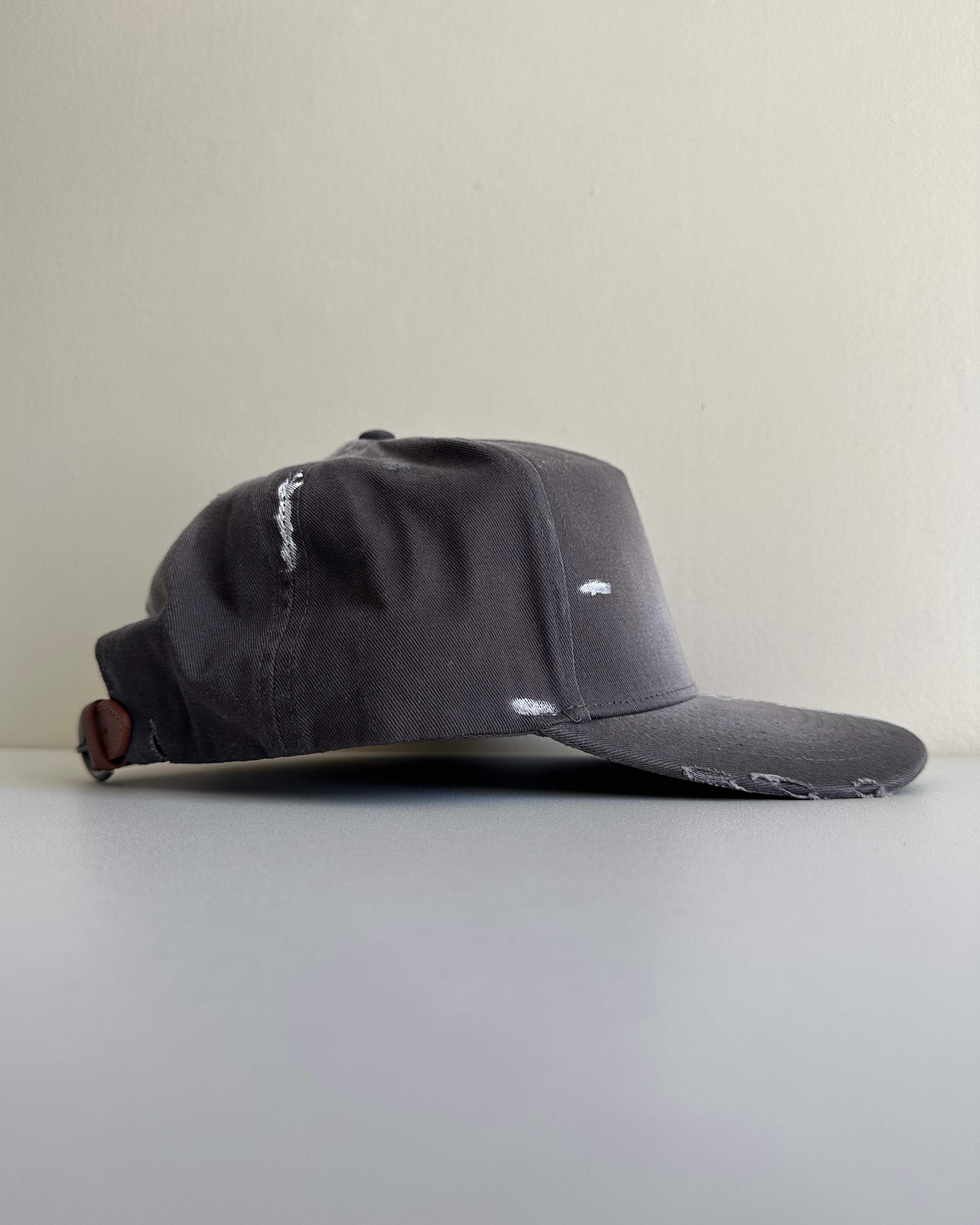 5 panel vintage hat Black