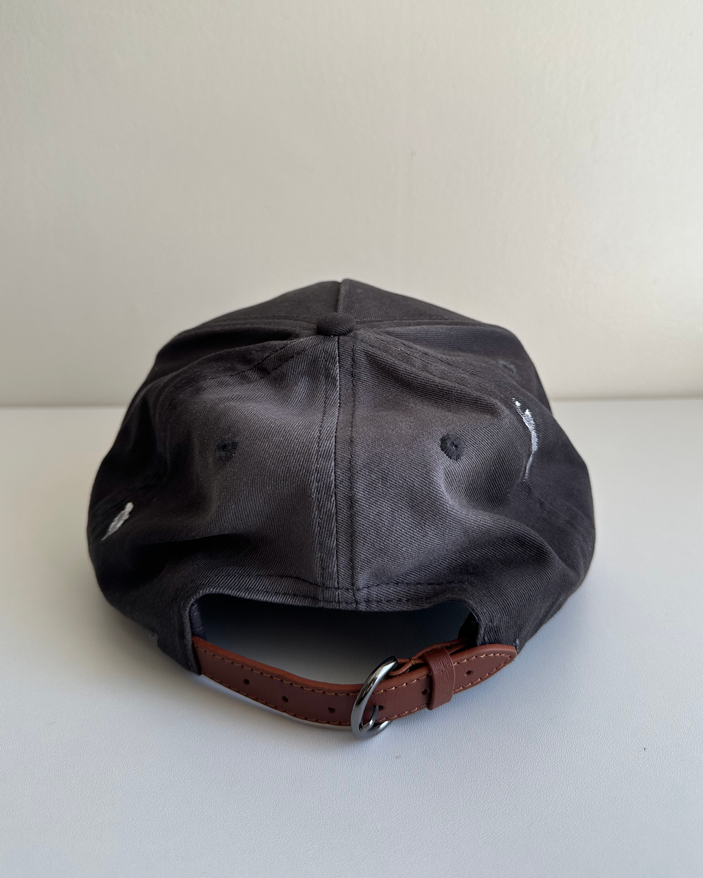 5 panel vintage hat Black